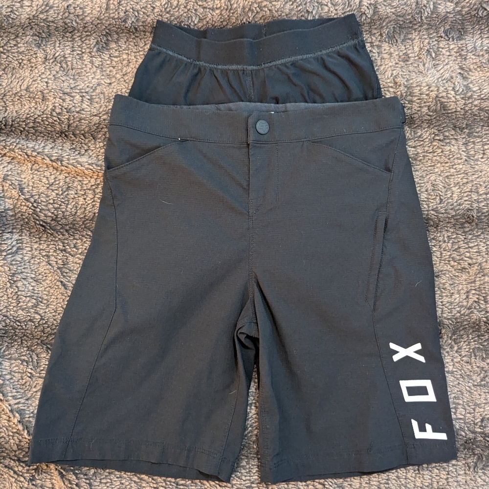 Fox Racing Mountain Bike Kids Charcoal Shorts, Size 26